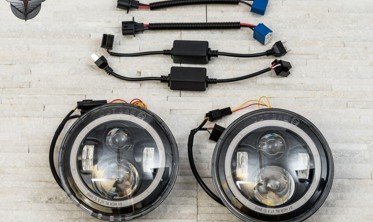 LED фари передні з ходовими вогнями halo eyes для Jeep Wrangler JK фото