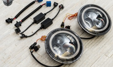 LED фари передні з ходовими вогнями halo eyes для Jeep Wrangler JK фото