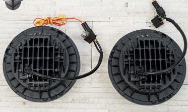 LED фари передні з ходовими вогнями halo eyes для Jeep Wrangler JK фото