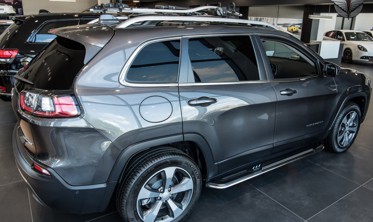 пороги (подножки боковые) JEEP CHEROKEE фото