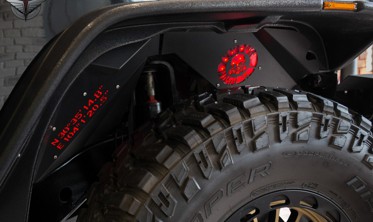 передние вентилируемые внутренние колесные арки Jeep Wrangler JK/JKU с LED подсветкой фото