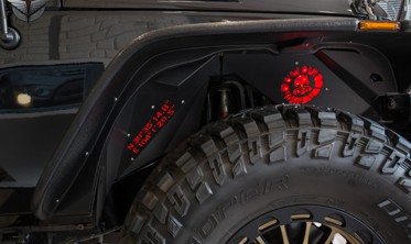 передние вентилируемые внутренние колесные арки Jeep Wrangler JK/JKU с LED подсветкой фото