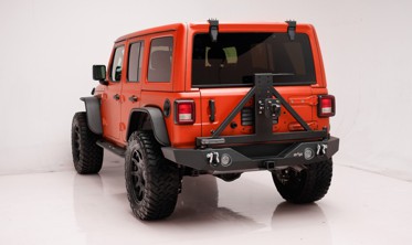 Силовой  задний бампер с креплением запаски Jeep Wrangler JL фото