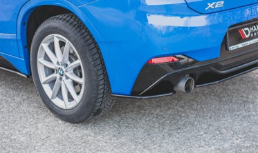 Бічні дифузори заднього бампера BMW X2 F39 M-Pack фото