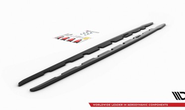 Боковые накладки под пороги BMW 1 F40 M-Pack/ M135i  версия 2 фото