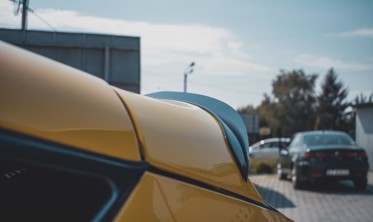 Накладка на спойлер Renault Megane 3 для версии RS  фото