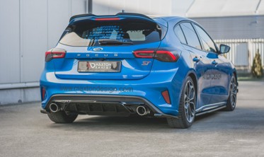 Центральний дифузор заднього бампера Ford Focus ST Mk4 вер.2 фото