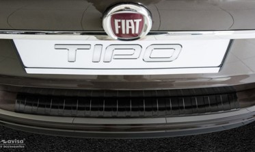 захисна накладка заднього бампера з ребрами Fiat Tipo Sedan (Stal czarna) фото