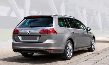 защитная накладка заднего бампера Volkswagen Golf 7 Kombi (czarna) фото