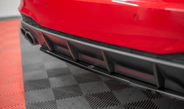 Центральный диффузор заднего бампера Audi S7 C8 фото