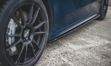 Тюнінгові накладки на пороги Mercedes A35 AMG / AMG-line W177 фото