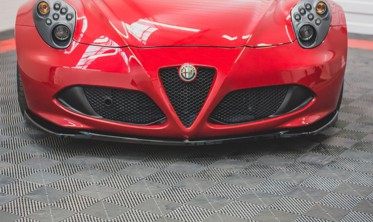 Тюнинговый диффузор переднего бампера Alfa Romeo 4C фото