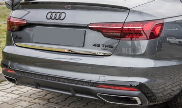 тюнинговая накладка на крышку багажника Audi A4 фото