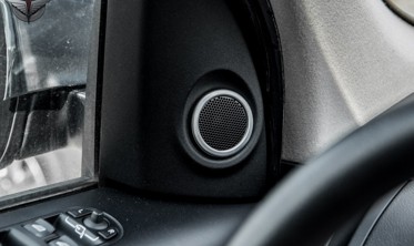 хром накладки на динамики для Land Rover Freelander II фото