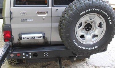 Кріплення запасного колеса TOYOTA LAND CRUISER HZJ71 99-07 фото