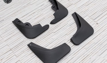 комплект бризковиків для MAZDA 3 Hatchback фото