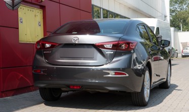 хром накладки на задні протитуманки MAZDA 3 Sedan фото