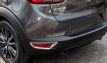 накладки на задні протитуманні ліхтарі MAZDA CX-3 фото