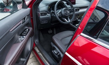 защитные накладки на пороги MAZDA CX-5 II с LED подсветкой фото
