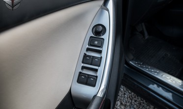 накладки на кнопки склопідйомників MAZDA CX-5 фото