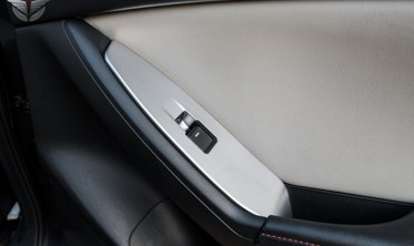 накладки на кнопки склопідйомників MAZDA CX-5 фото
