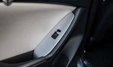 накладки на кнопки склопідйомників MAZDA CX-5 фото