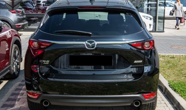 хром накладка на крышку багажника Mazda CX-5 (из 2-х частей) фото