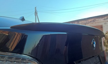 спойлер багажника BMW E60 тонкий фото