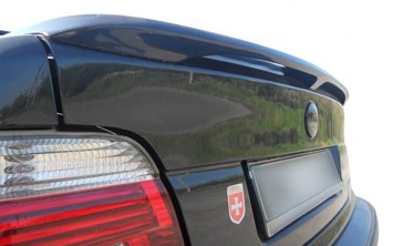 Спойлер багажника на ніжках низький BMW E39 фото