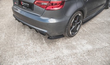 Боковые диффузоры заднего бампера Audi RS3 8V Sportback (вер. 1) фото