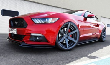 Тюнінгові накладки бічних порогів Ford Mustang MK6 фото