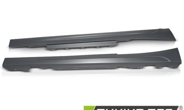Боковые накладки на пороги BMW F22/ F23 в стиле М2 фото