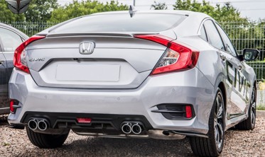 Тюнінговий дифузор заднього бампера Honda Civic 10 Sedan чорний фото