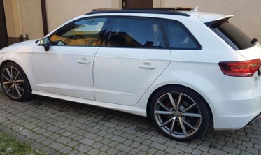 Накладки на пороги Audi A3 8V Sportback 5 дверей у стилі S3/S-line фото