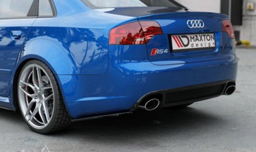 Комплект накладок заднього бампера Audi RS4 B7 Sedan вер.1 фото