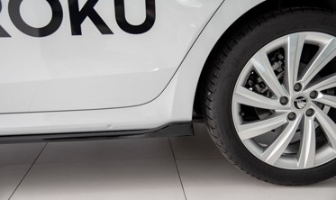 Бічні накладки під пороги Skoda Octavia MK4 вер.1 фото