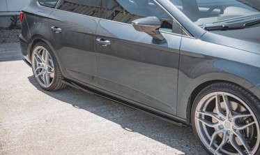 Комплект накладок на пороги Seat Leon MK3 FL Cupra / FR вер.5 фото
