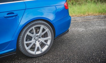 Боковые накладки заднего бампера Audi S4 / A4 S-line B8 седан фото