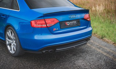 Центральная накладка заднего бампера Audi S4 / A4 S-line B8 Sedan фото