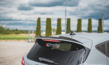 Накладка на спойлер багажника Ford Fiesta MK8 версия ST / ST-line вар.3 фото