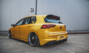 Накладка заднего бампера Racing VW Golf 8 вер.2 фото