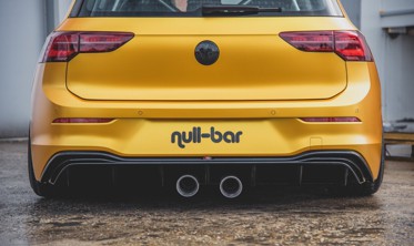 Тюнинг накладка на задний бампер VW Golf 8 в стиле R32 фото