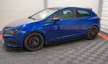 Накладки на пороги Seat Leon CUPRA / FR SC MK3 / MK3 FL фото