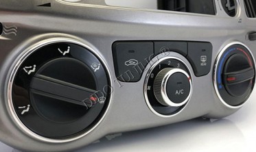 Хром кольца на регуляторы печки Hyundai i20 фото