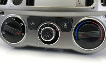 Хром кольца на регуляторы печки Hyundai i20 фото