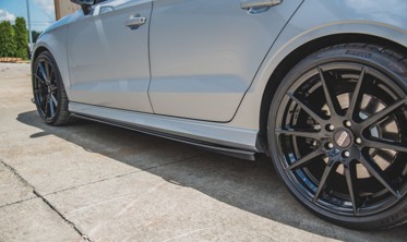 Тюнинговые листвы под пороги Audi S3 / A3 S-line Sedan 8V FL вер.2 фото