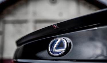 Сап спойлер на кришку багажника Lexus LS Mk4 (XF40) рестайл фото