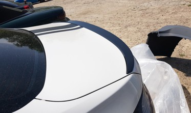 Спойлер багажника BMW F30 стиль M3 черный фото