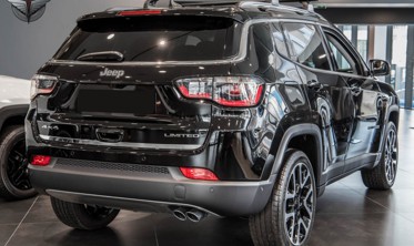 нижня накладка на кришку багажника Jeep Compass фото