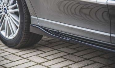 Тюнинговые накладки боковых порогов Ford S-Max MK2 рестайл фото